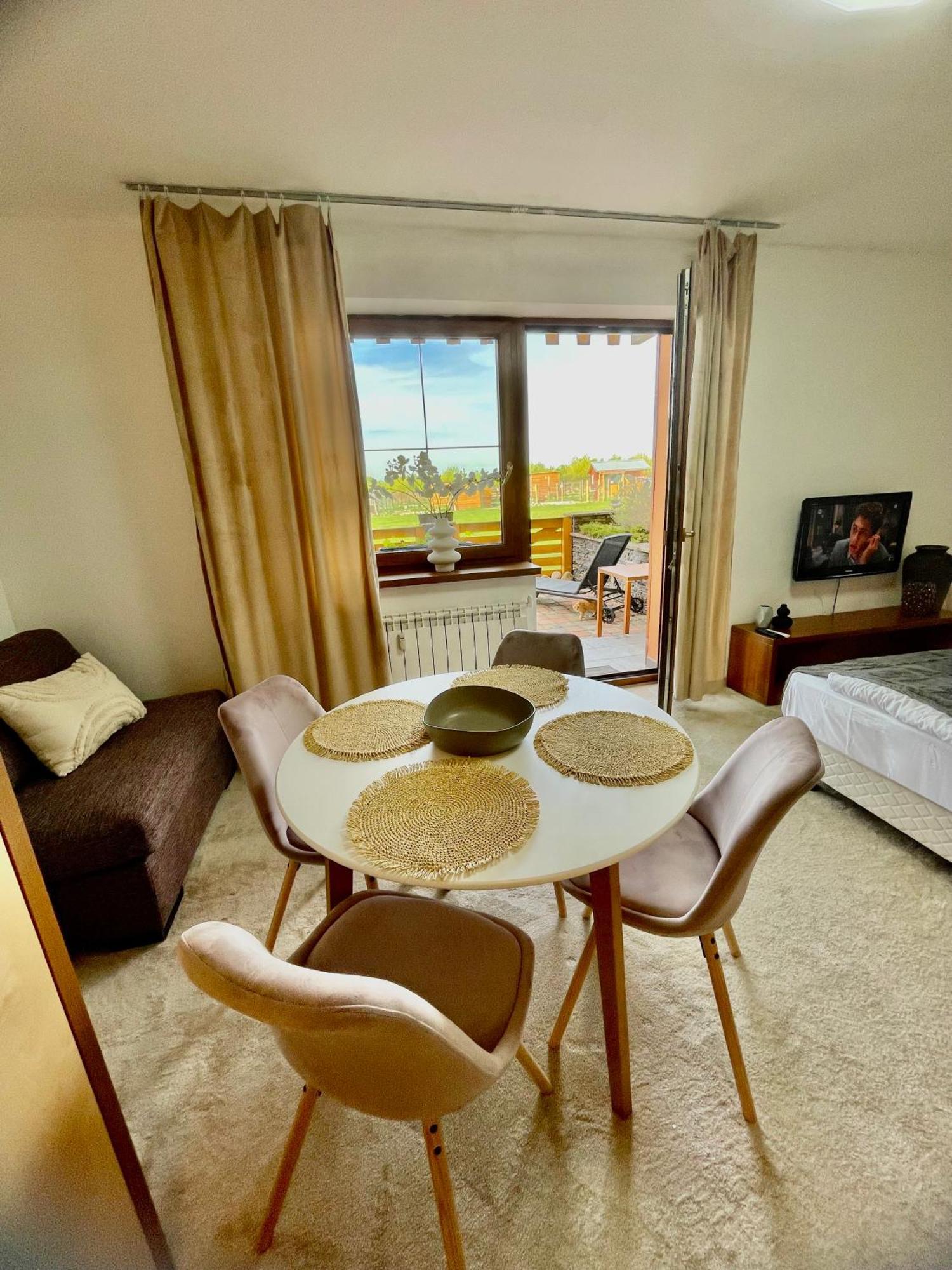 Apartment Jenny- Stunning View Of High Tatras เวลคา ลอมนิตซา ภายนอก รูปภาพ